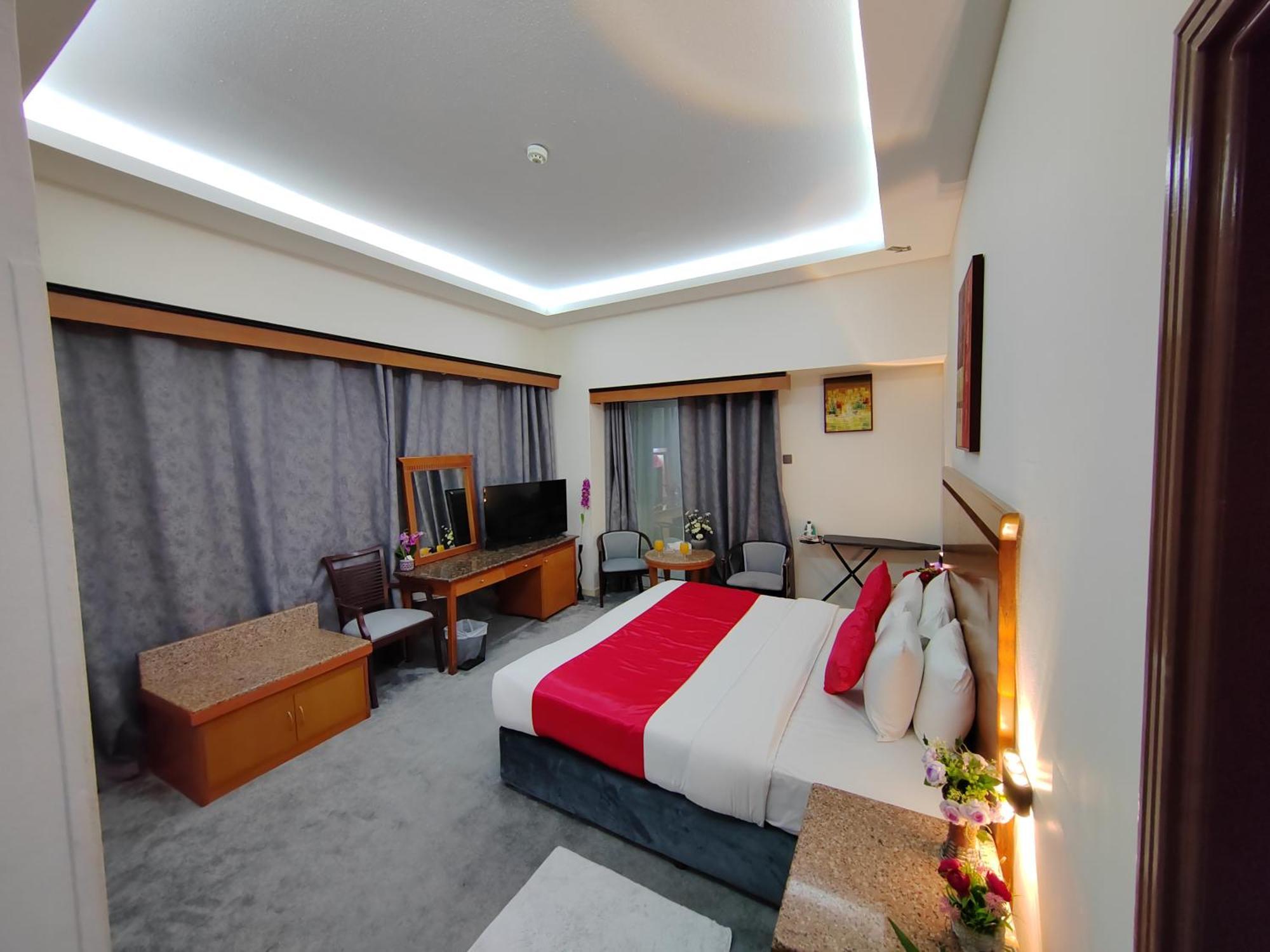 Le Paradise Palace Hotel Dubaï Extérieur photo