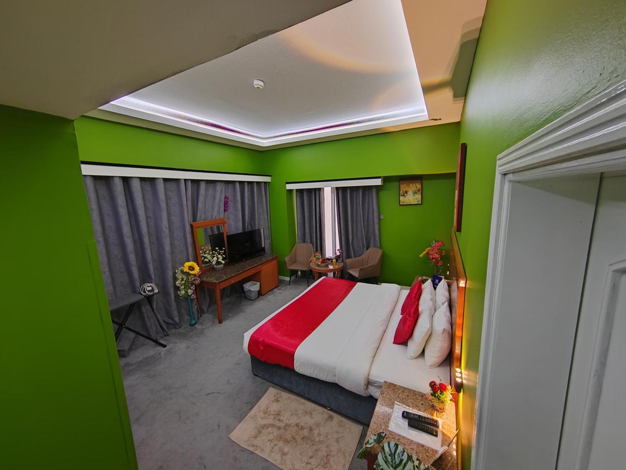 Le Paradise Palace Hotel Dubaï Extérieur photo