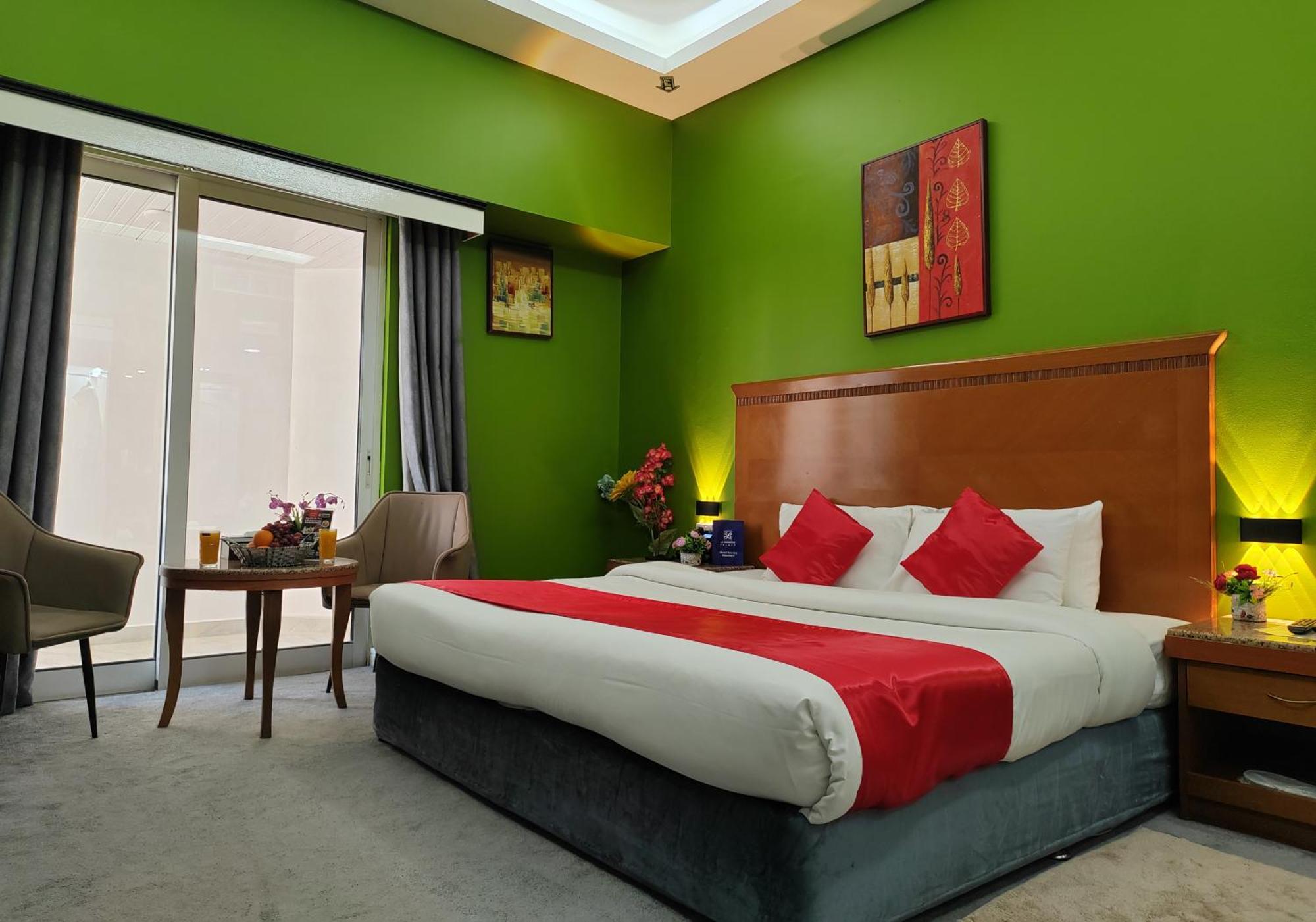 Le Paradise Palace Hotel Dubaï Extérieur photo