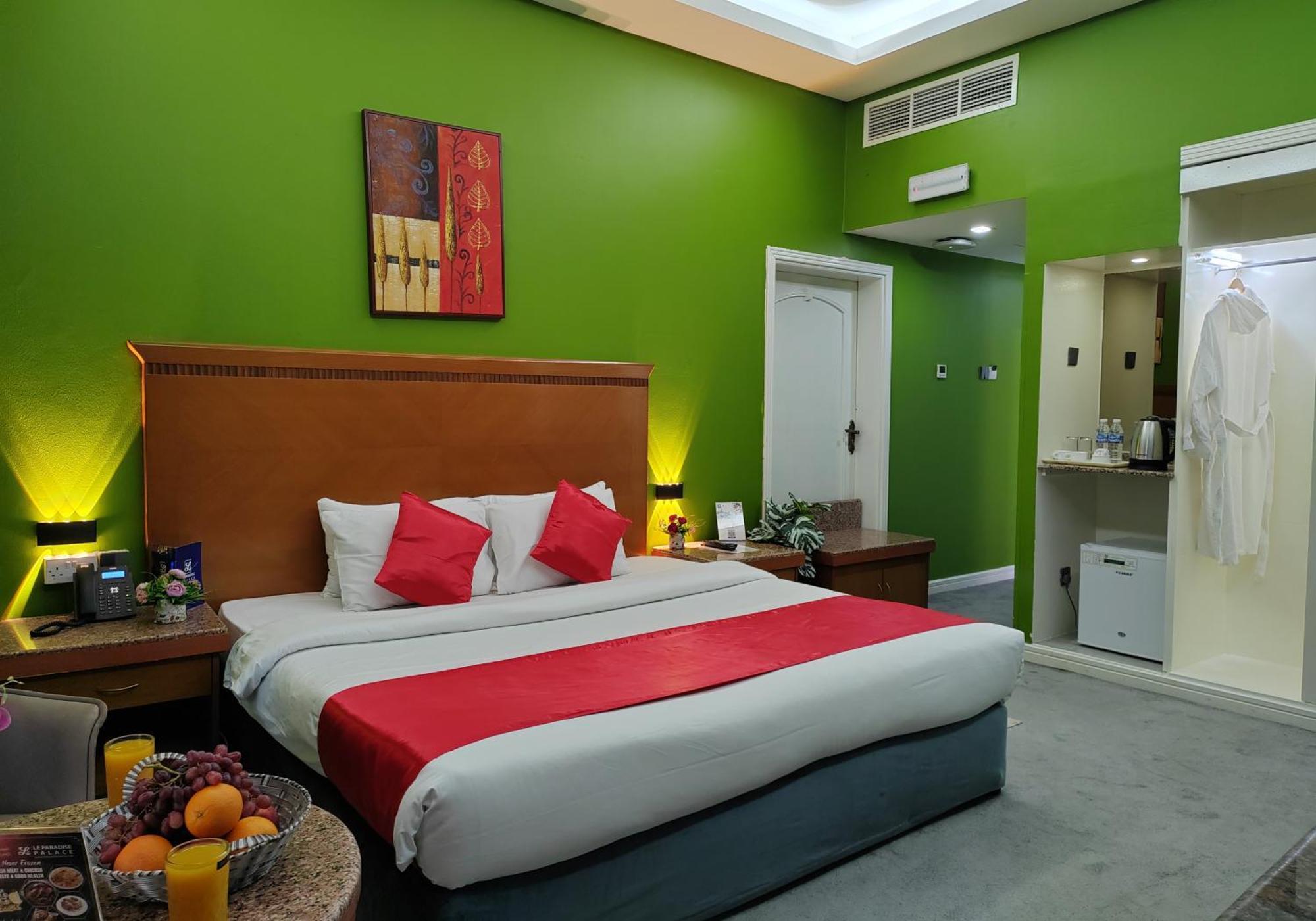 Le Paradise Palace Hotel Dubaï Extérieur photo